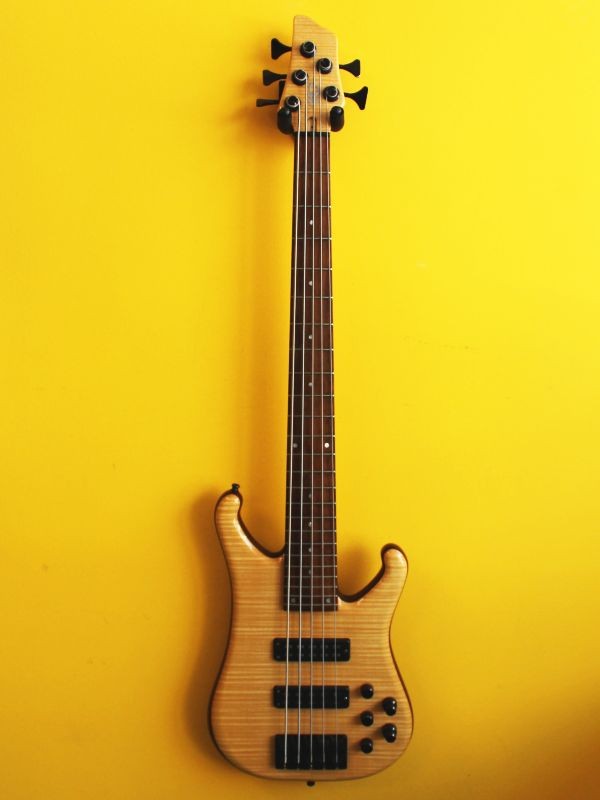 KD Bass